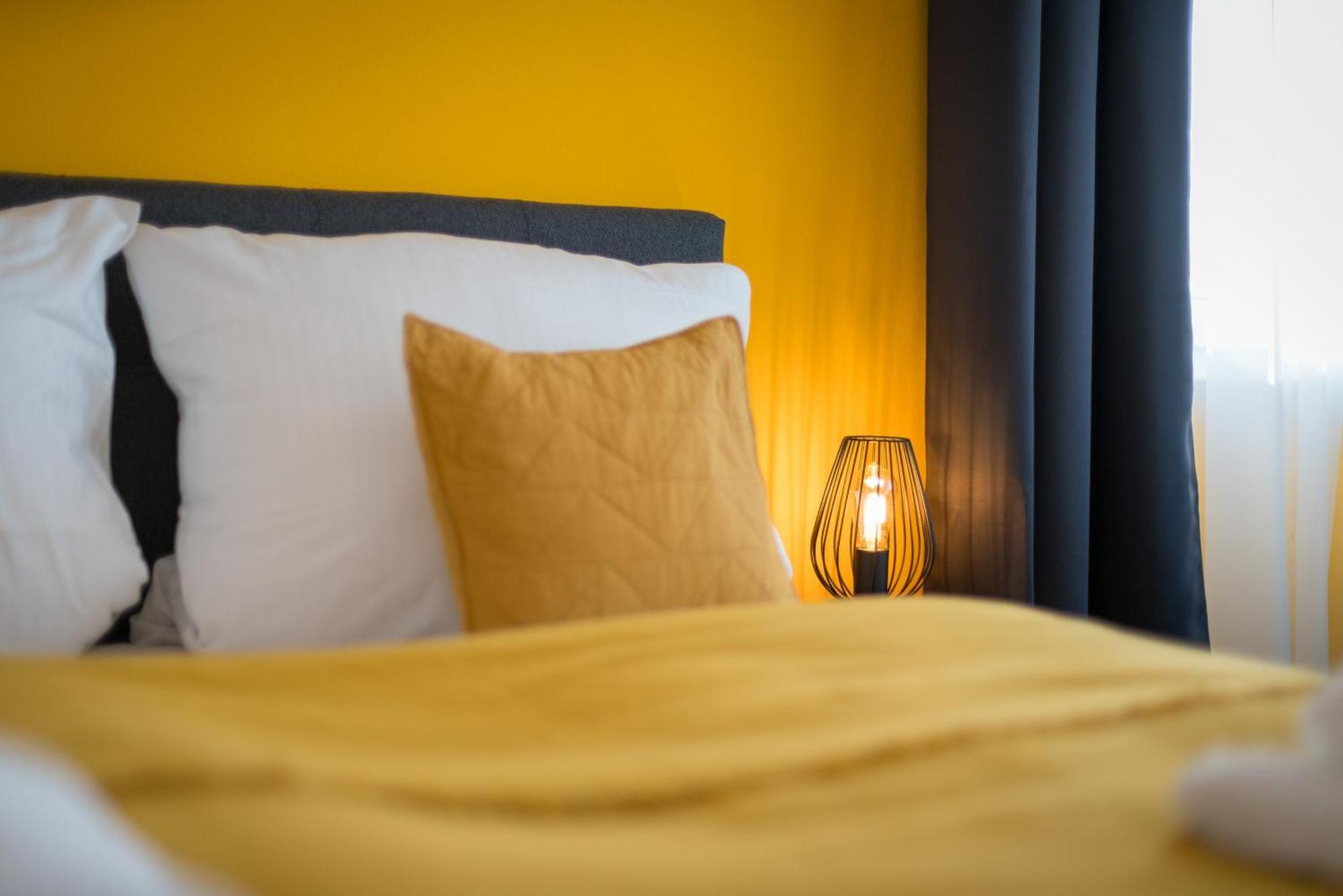 Free Living - City Design Apartments, Zentrum, Outlet, Balkon, Kueche Wolfsburg Buitenkant foto