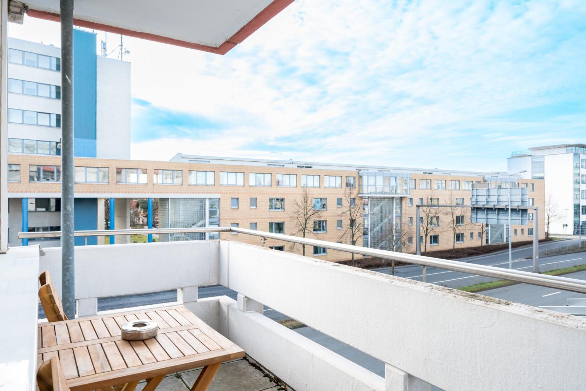 Free Living - City Design Apartments, Zentrum, Outlet, Balkon, Kueche Wolfsburg Buitenkant foto