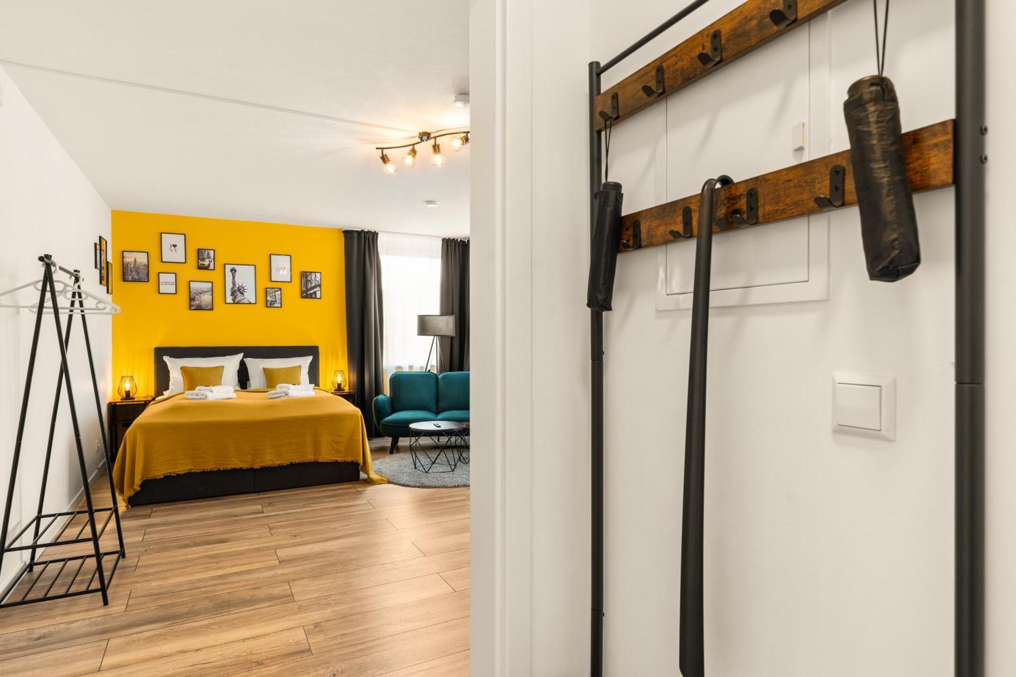 Free Living - City Design Apartments, Zentrum, Outlet, Balkon, Kueche Wolfsburg Buitenkant foto