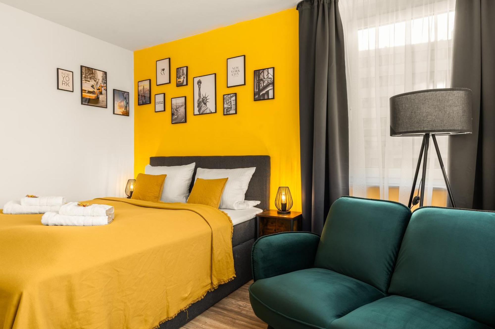 Free Living - City Design Apartments, Zentrum, Outlet, Balkon, Kueche Wolfsburg Buitenkant foto